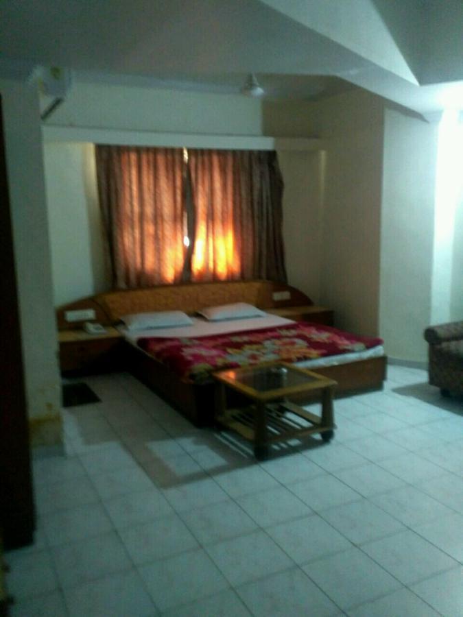 Rajshree Hotel アーメダバード エクステリア 写真